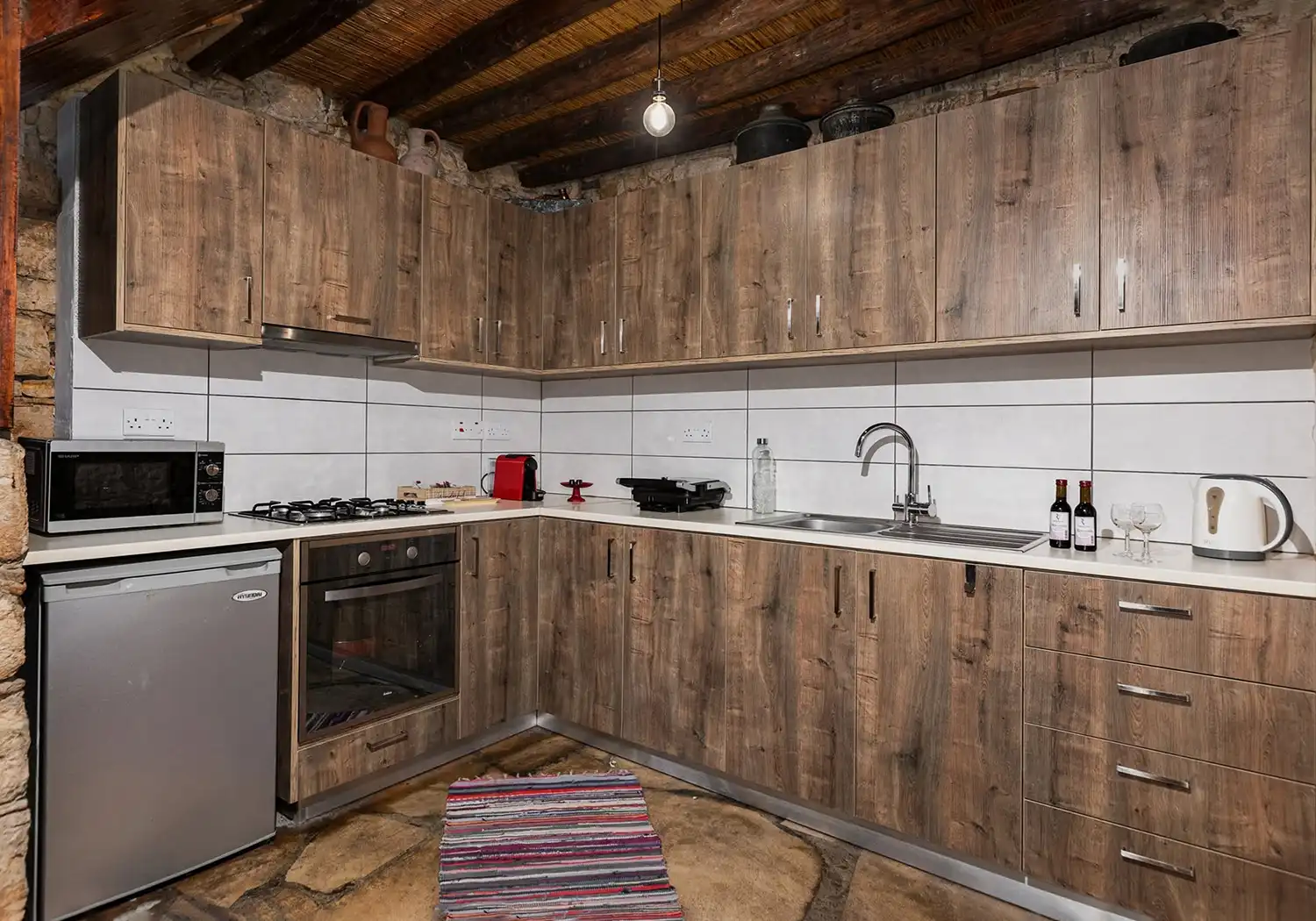 oinoessa-lofou-cyprus-guesthouse-elia-house-05