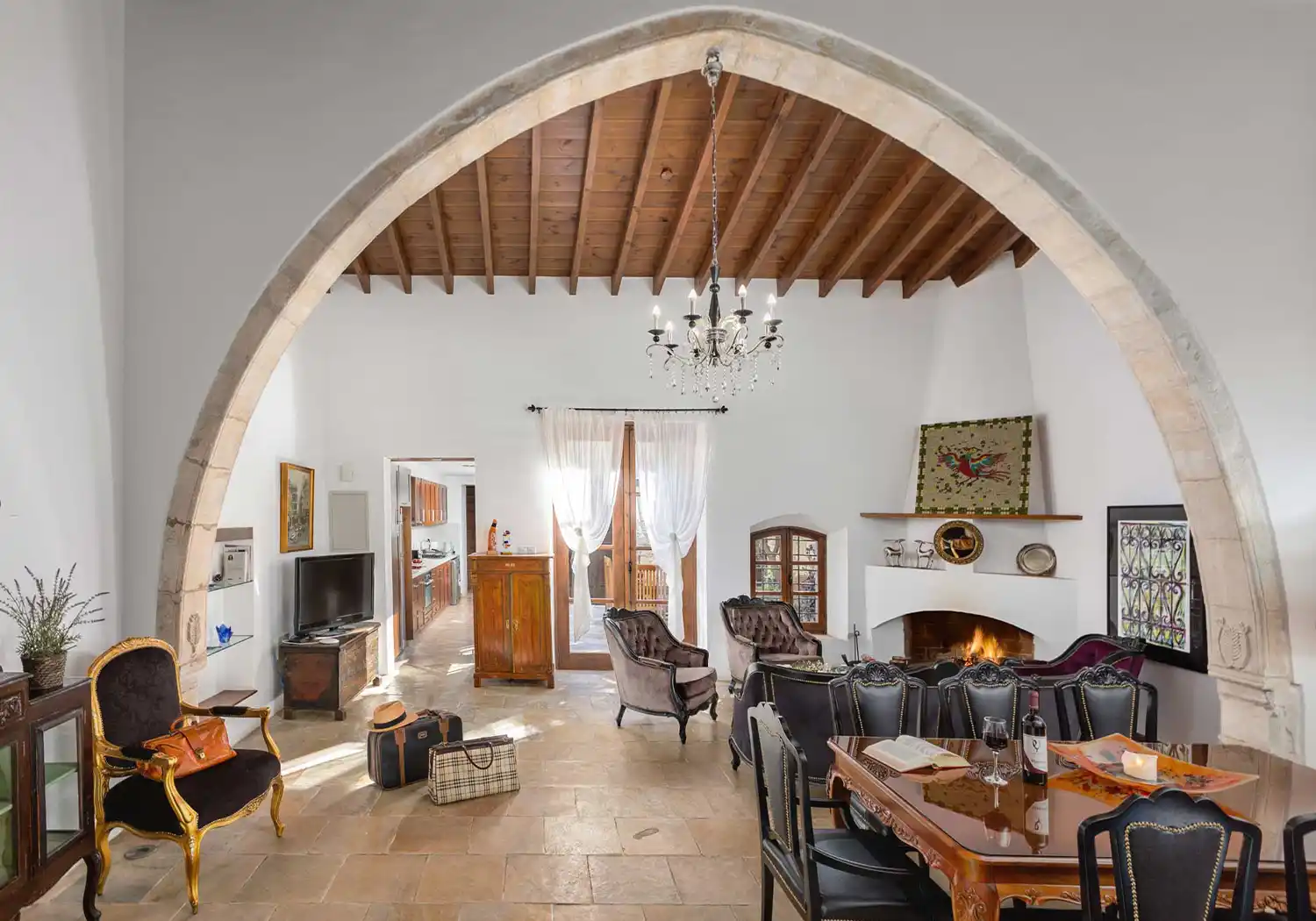 oinoessa-lofou-cyprus-guesthouse-eros-house-00