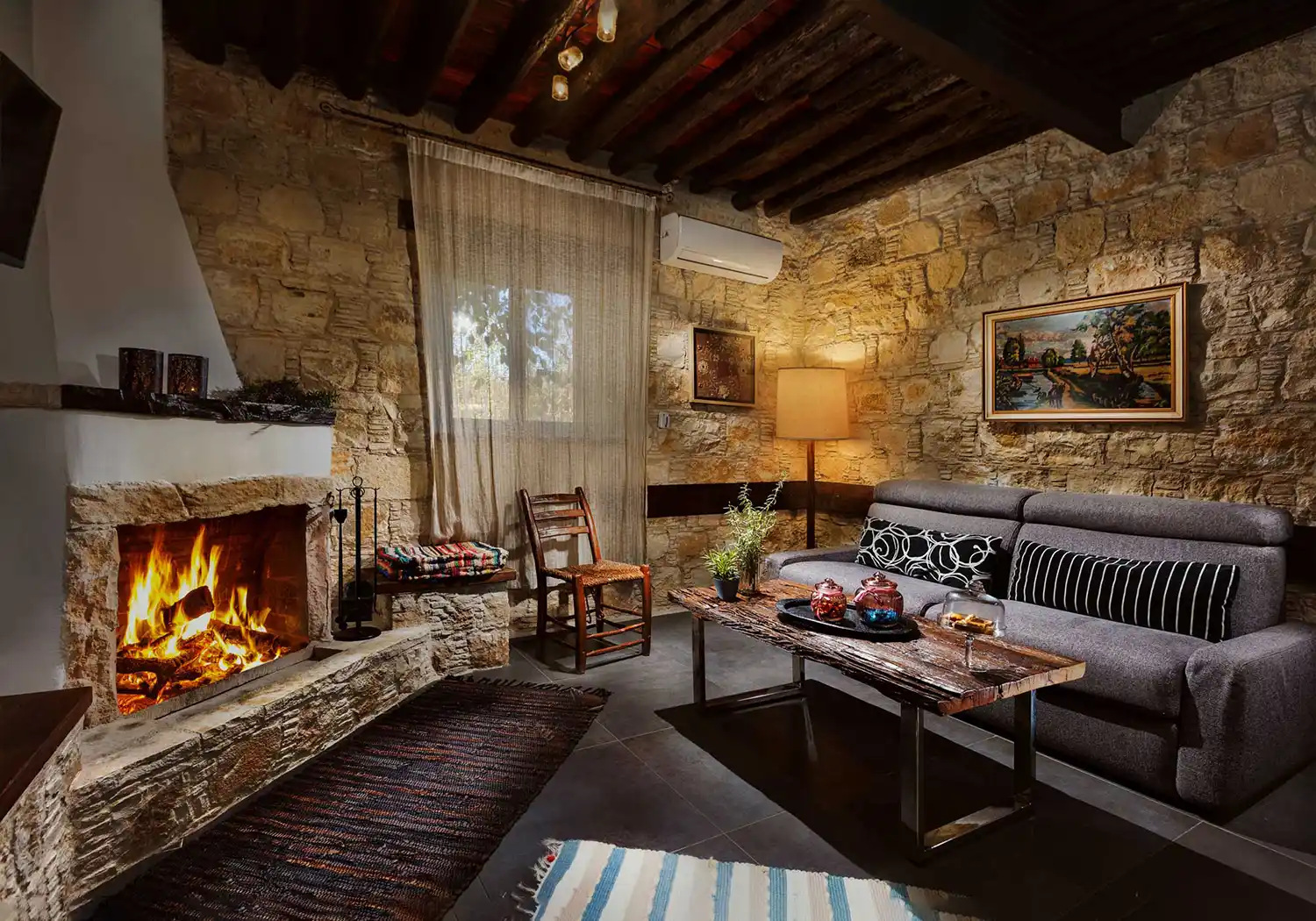 oinoessa-lofou-cyprus-guesthouse-folia-house-00