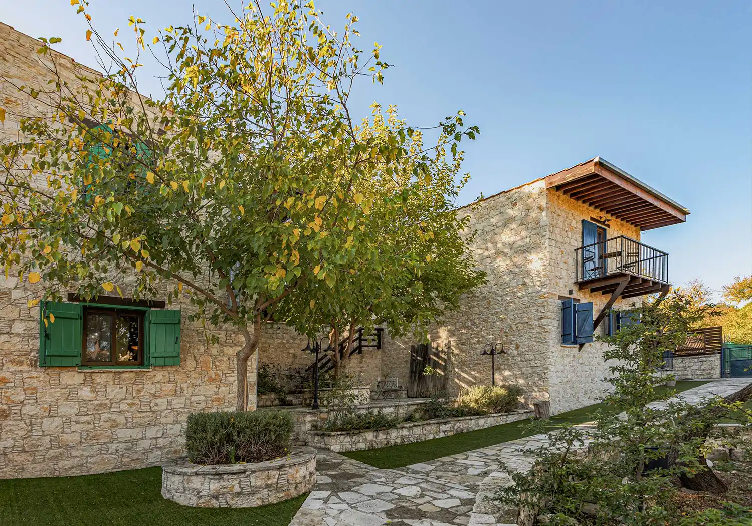 oinoessa-lofou-cyprus-guesthouse-folia-house-04