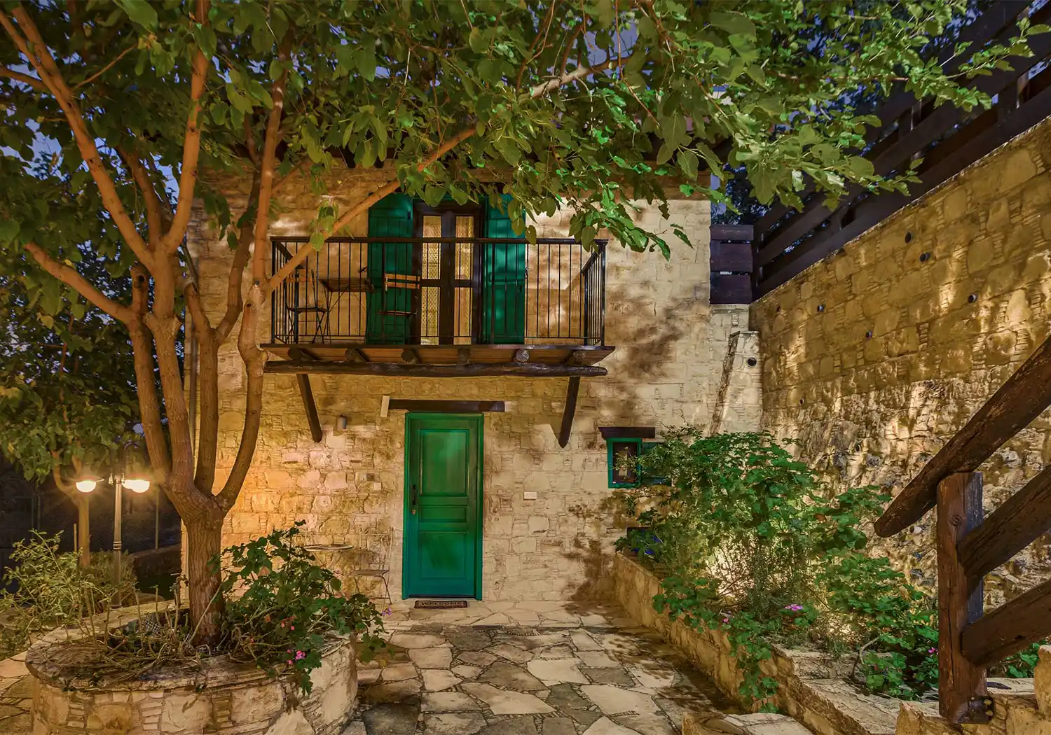 oinoessa-lofou-cyprus-guesthouse-folia-house-06