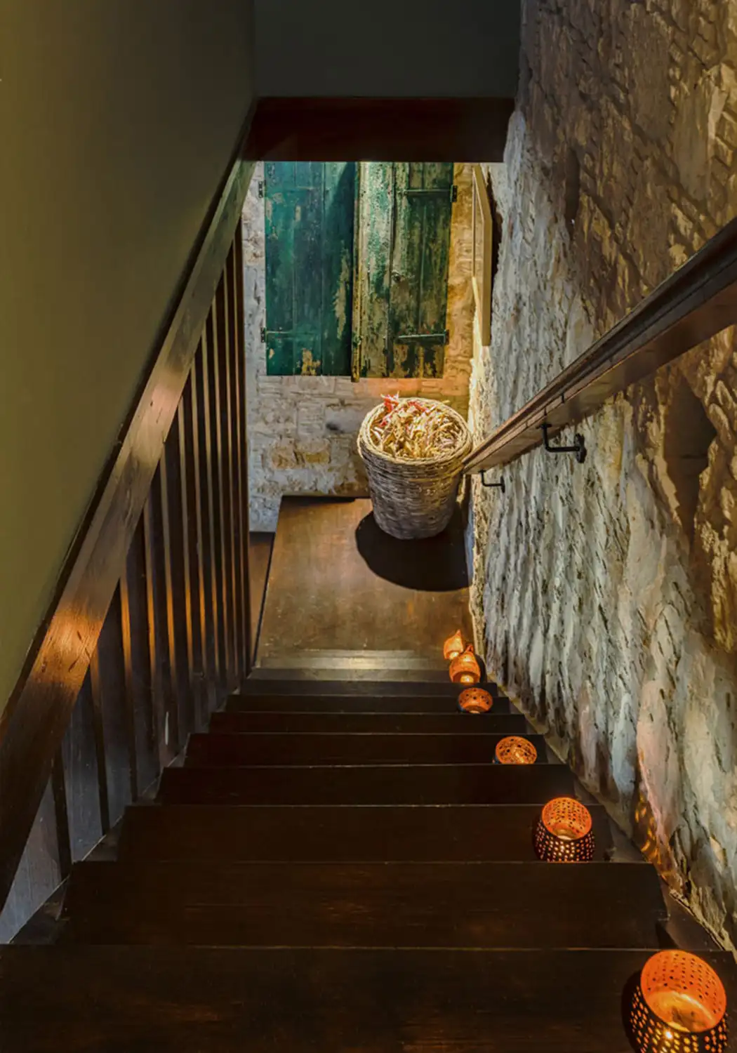 oinoessa-lofou-cyprus-guesthouse-lithos-house-08